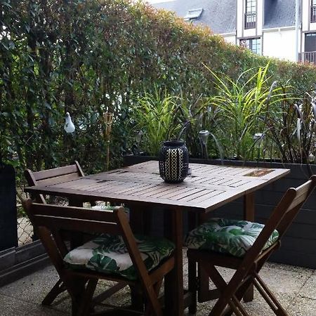 Appartement F2 avec terrasse sud, parking, WIFI Courseulles Extérieur photo