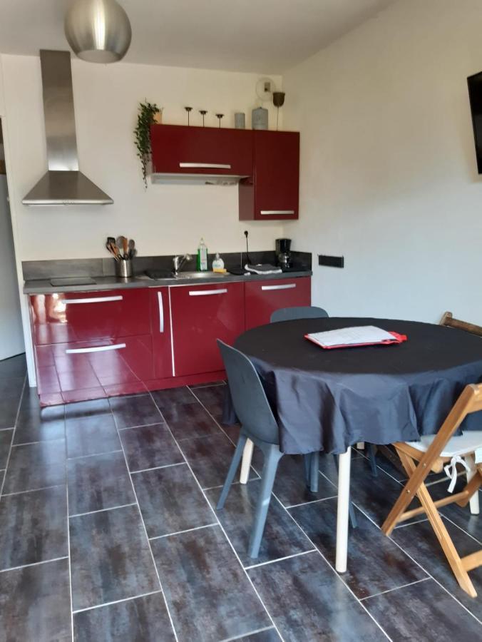 Appartement F2 avec terrasse sud, parking, WIFI Courseulles Extérieur photo