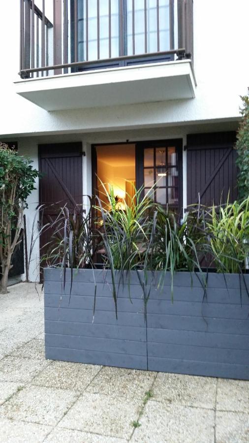 Appartement F2 avec terrasse sud, parking, WIFI Courseulles Extérieur photo