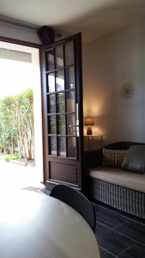 Appartement F2 avec terrasse sud, parking, WIFI Courseulles Extérieur photo